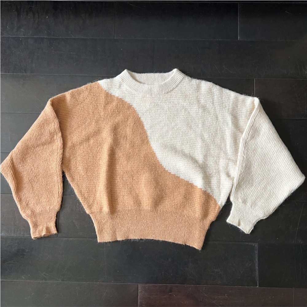 Lush Colorblock Crewneck Sweater in Cream and Tan